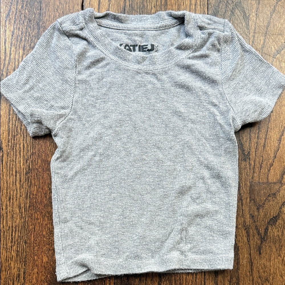 Katie J NYC grey Ribbed Short Sleeve Top girls size medium